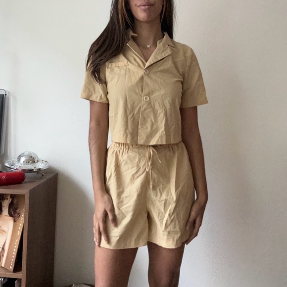 Matching Set‎ Crop Top and Shorts Lounge Set Casual Outfit - Picture 1 of 9